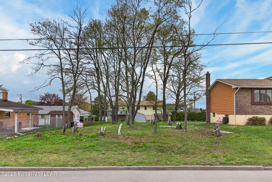 Lincoln Street, Hazleton, PA 18201 - #3