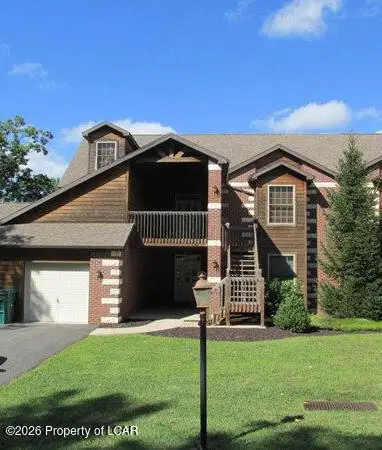 126 Walden Drive, Hazleton, PA 18202