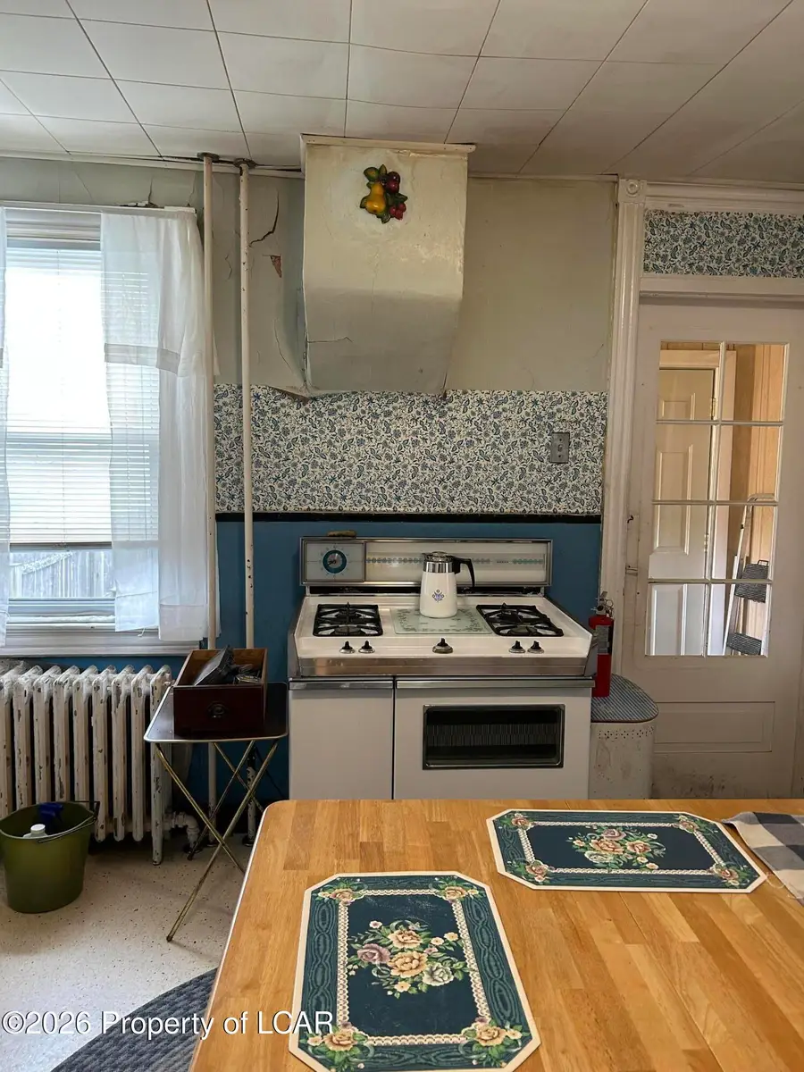 223 Thirwell Avenue, Hazleton, PA 18201 - #3