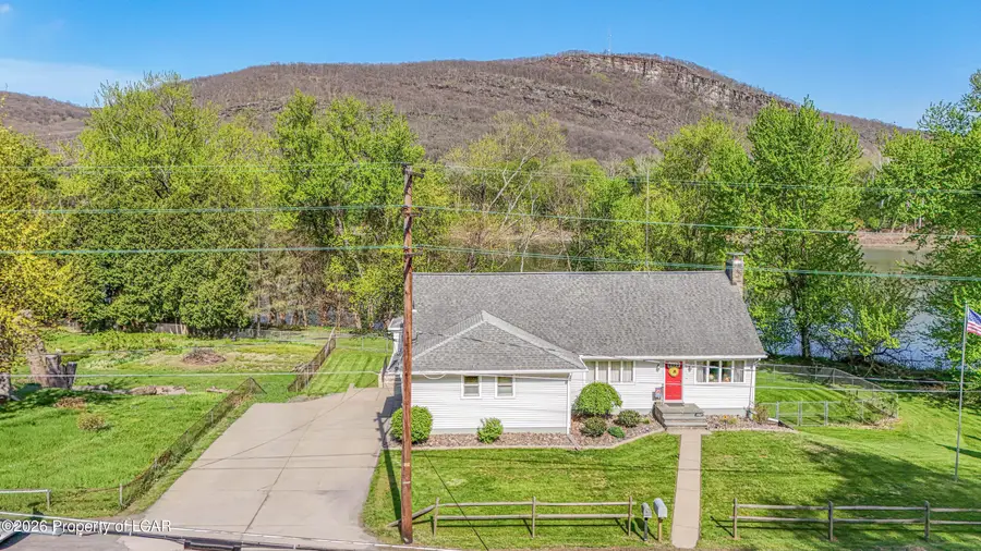 1467 State Rt 92, Harding, PA 18643 - #2