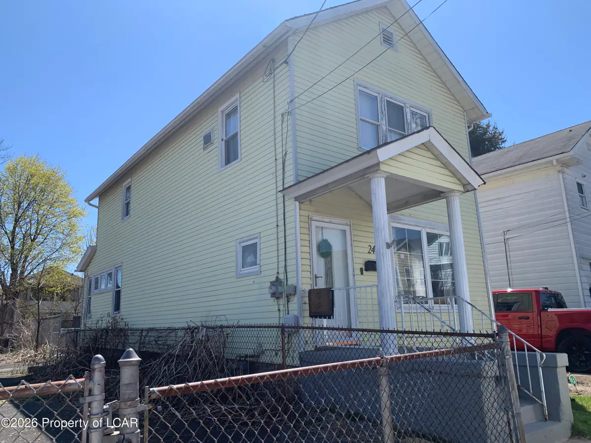 24 Willow Street, Plymouth, PA 18651 - #1