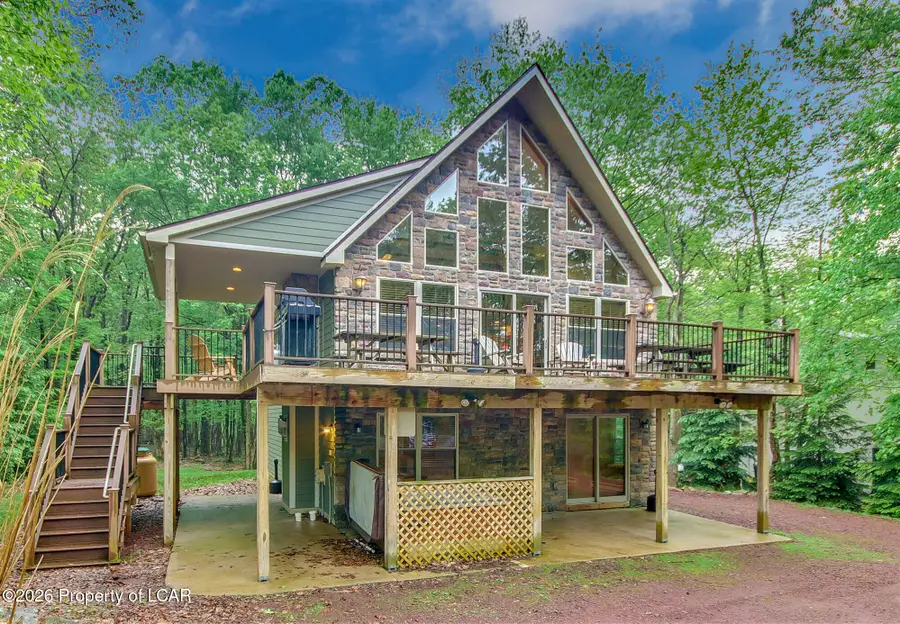 87 Pineknoll Drive, Lake Harmony, PA 18624 - #2