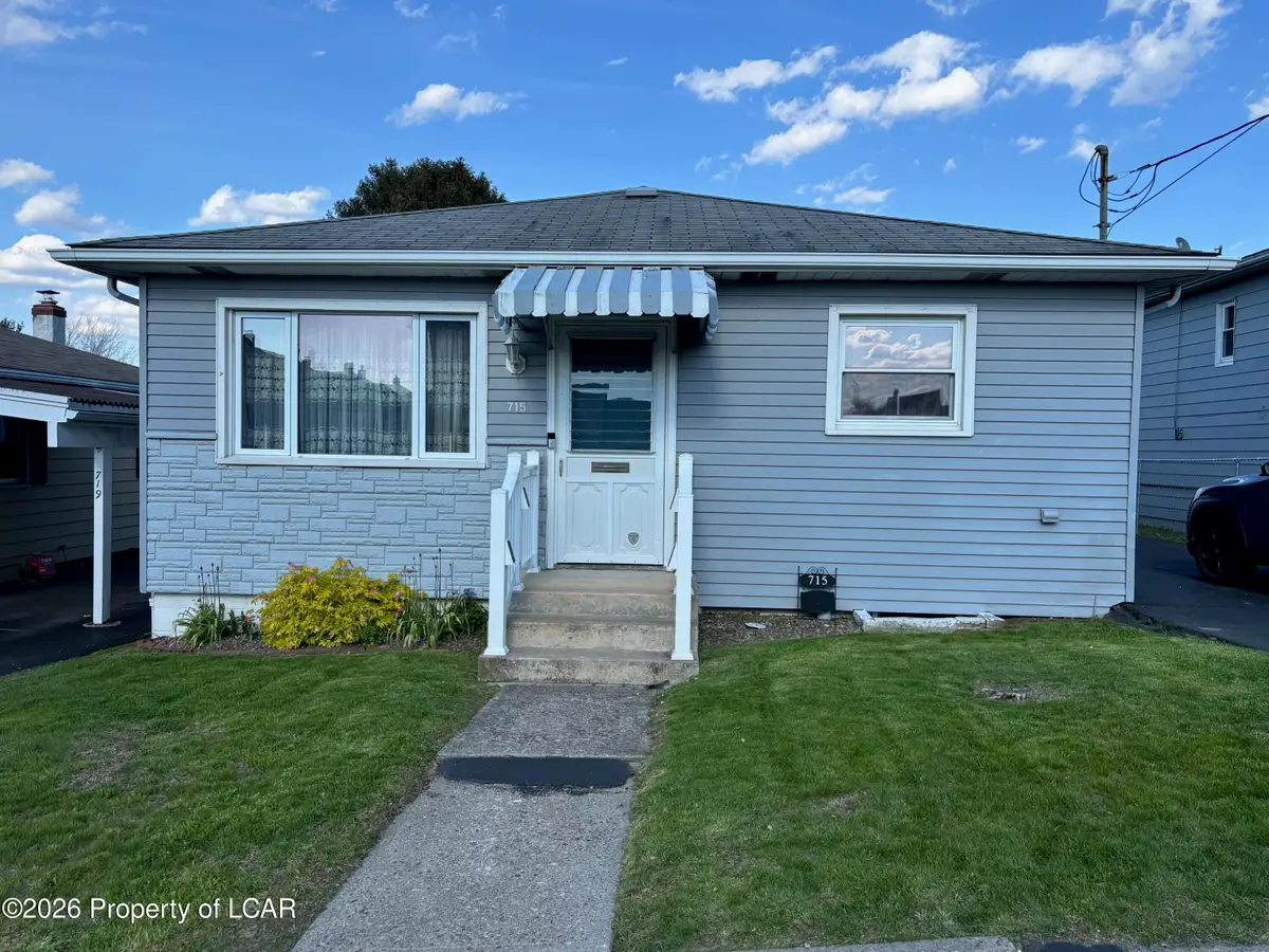 715 Roosevelt Street, Hazleton, PA 18201 - #1