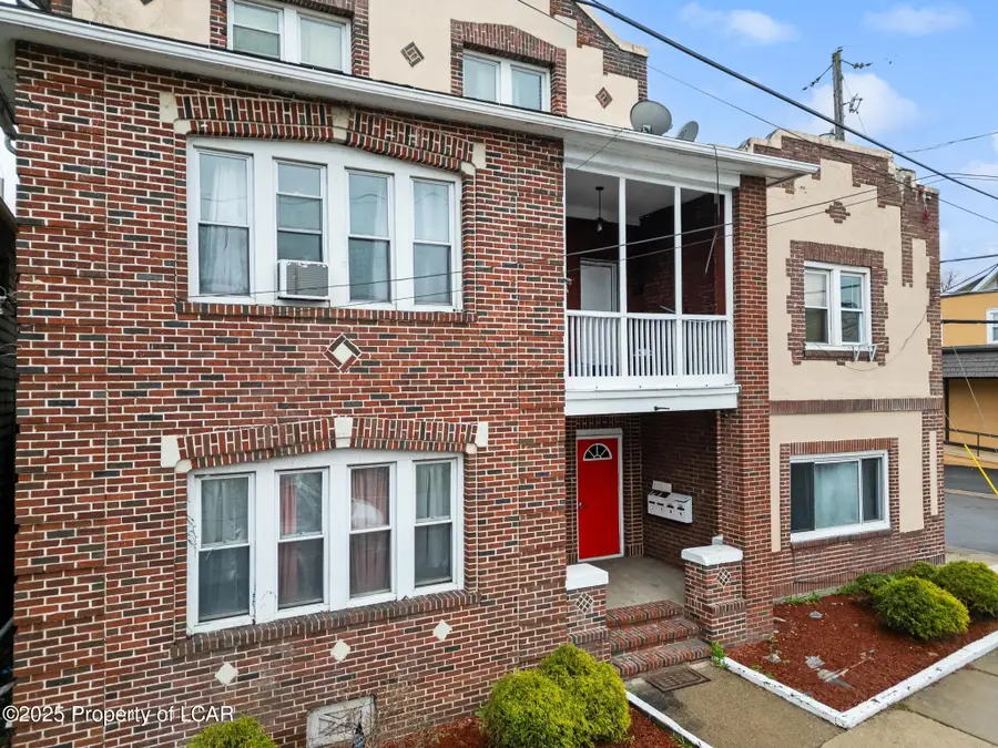 1210 Main Street, Hanover, PA 18706 - #2