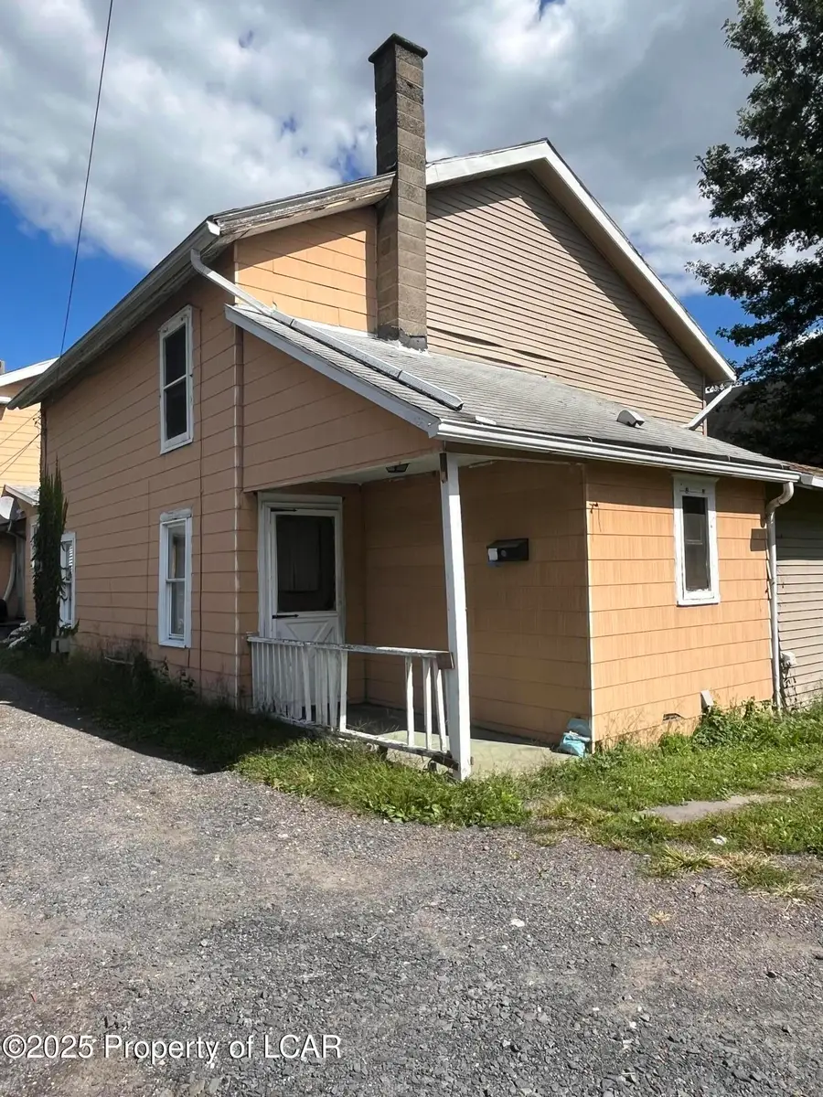 61 Rear Center Avenue, Plymouth, PA 18651 - #2