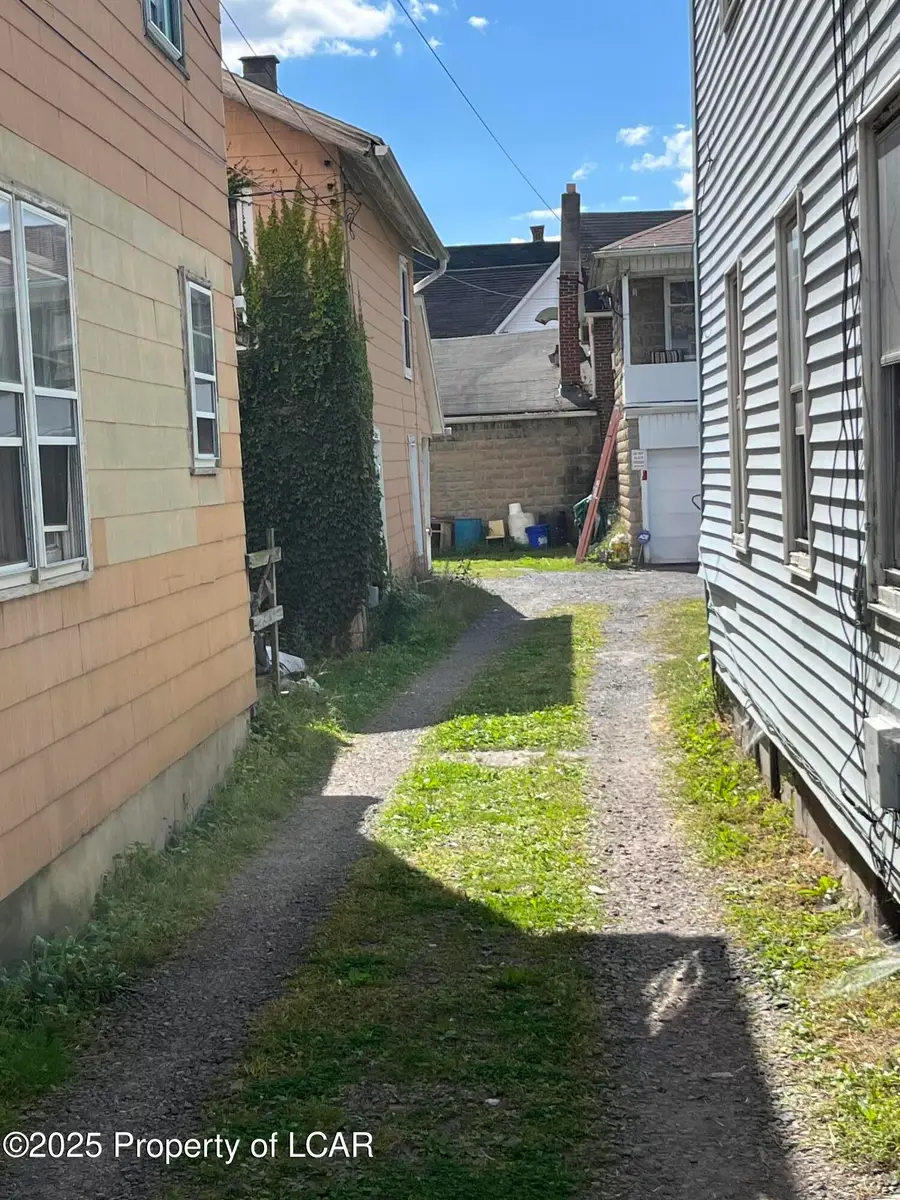 61 Rear Center Avenue, Plymouth, PA 18651 - #3