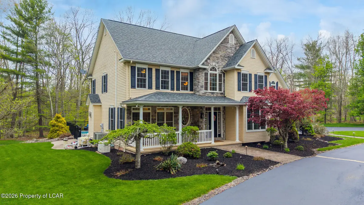 105 Sandwedge Drive, Mountain Top, PA 18707 - #1