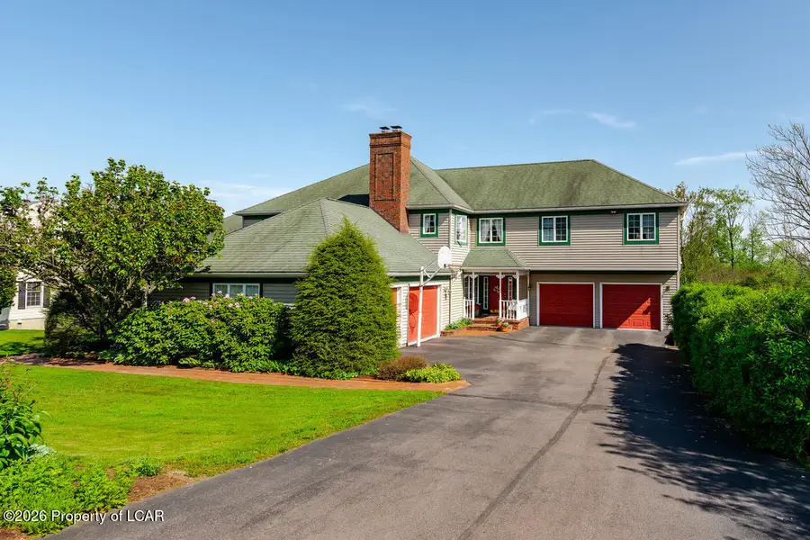 11 Rice Drive, Dallas, PA 18612 - #2