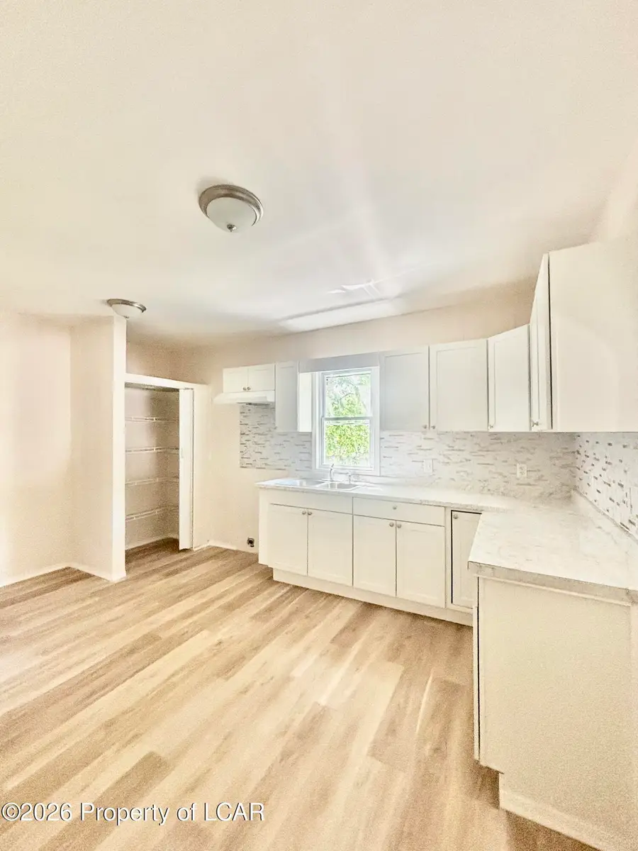 1038 Market Street, Ashland, PA 17921 - #2