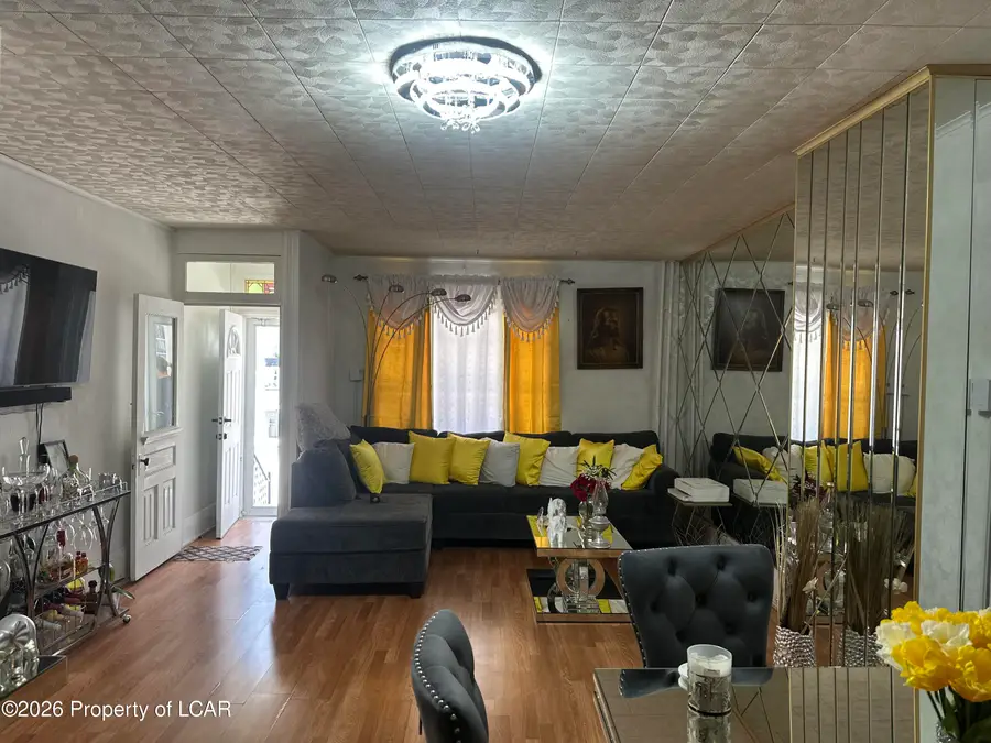 125 Jardin Street, Shenandoah, PA 17976 - #2