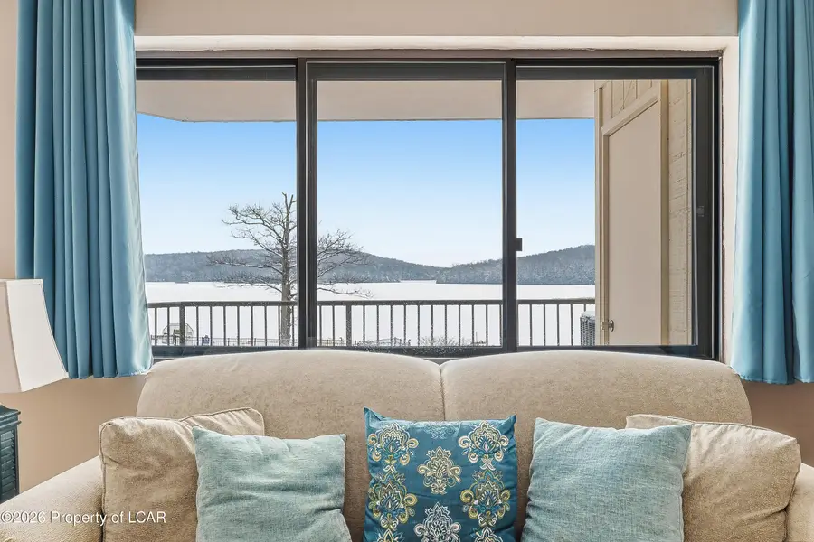 39-201 Midlake Drive, Lake Harmony, PA 18624 - Image #2