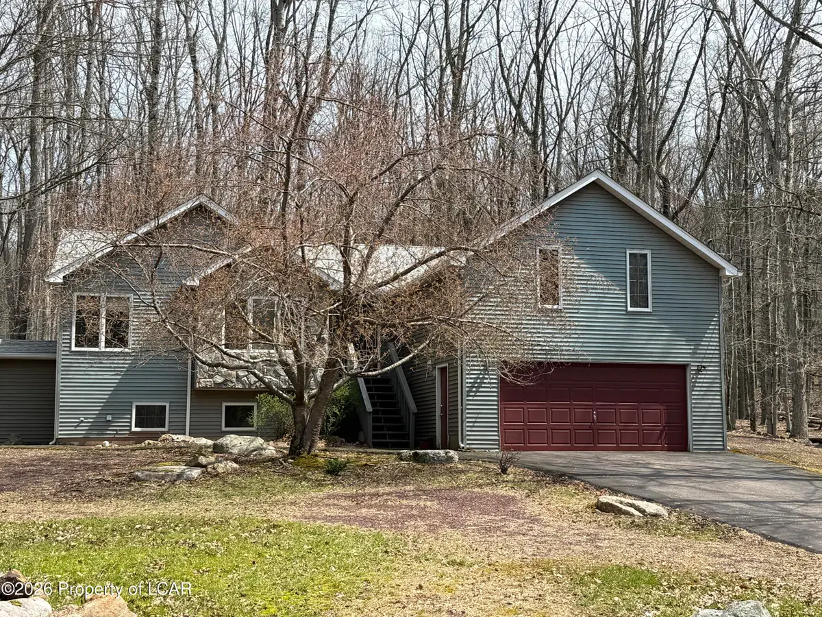 13 Seminole Circle, Hazle, PA 18202 - #1