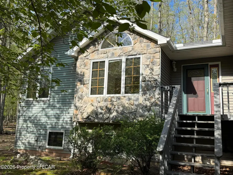 13 Seminole Circle, Hazle, PA 18202 - #2