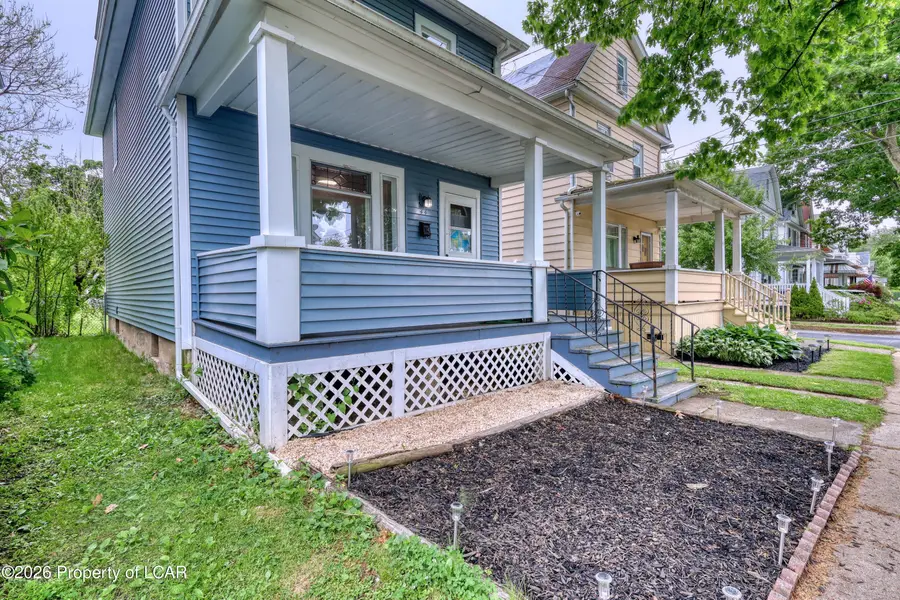 44 Amherst Avenue, Wilkes Barre, PA 18702 - #2
