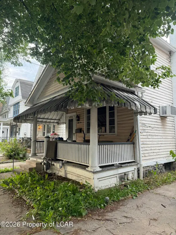 59 Lockhart Street, Wilkes-Barre, PA 18702