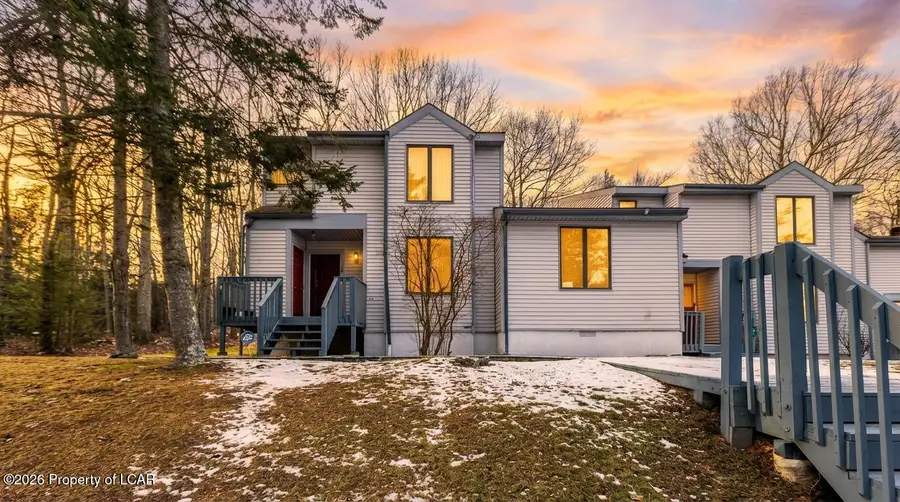 7 Castagnolia Drive, Lake Harmony, PA 18624 - Image #2