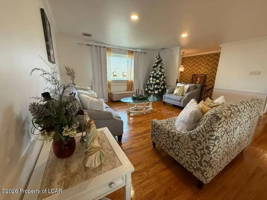 1002 W Pine Court, Hazle Township, PA 18202 - Image #3