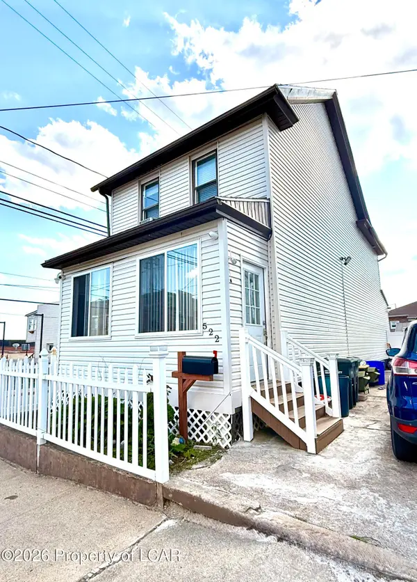 522 Seybert Street, Hazleton, PA 18201