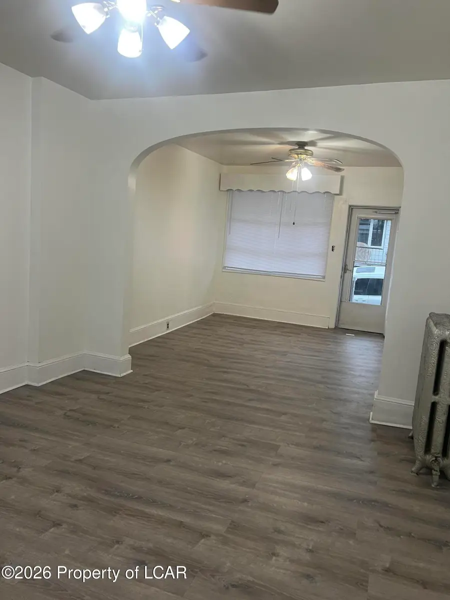 411 Spruce Street, Mahanoy City, PA 17948 - #2