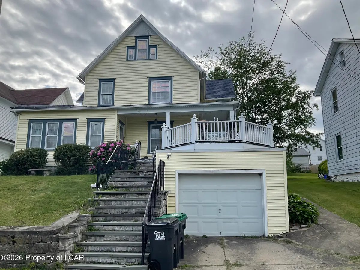 521 Delaware Street, Forest City, PA 18421 - #1