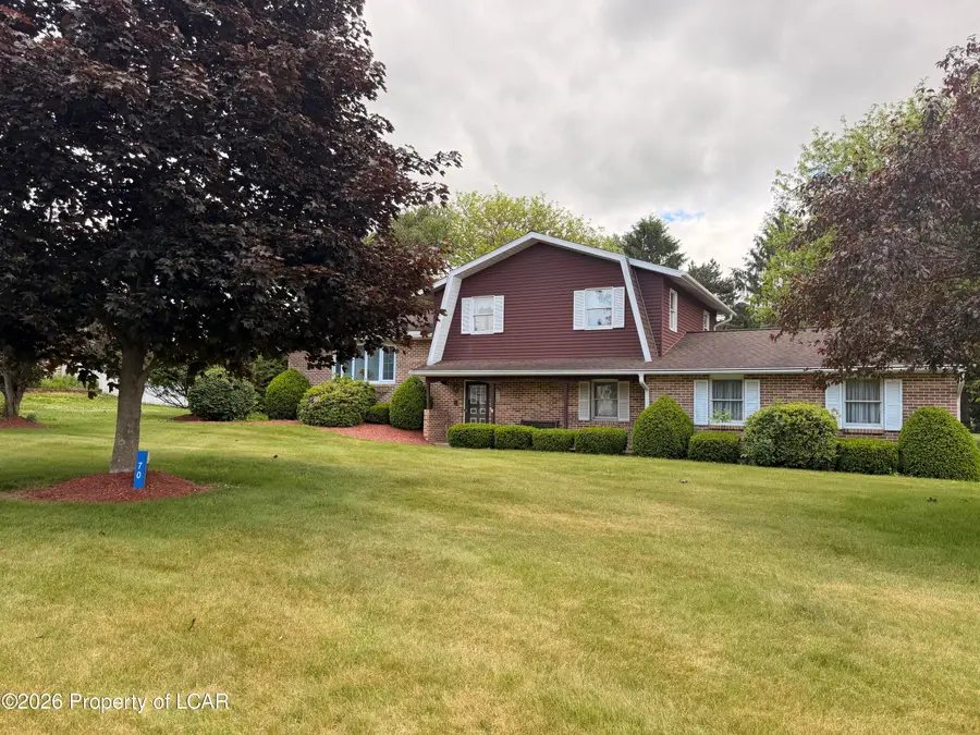 70 Aristocrat Circle, Sugarloaf, PA 18249 - #2