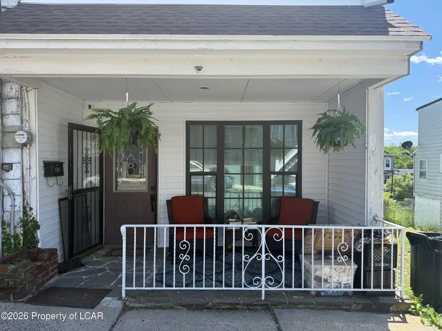 514 Coal Street, Shenandoah, PA 17976 - #2