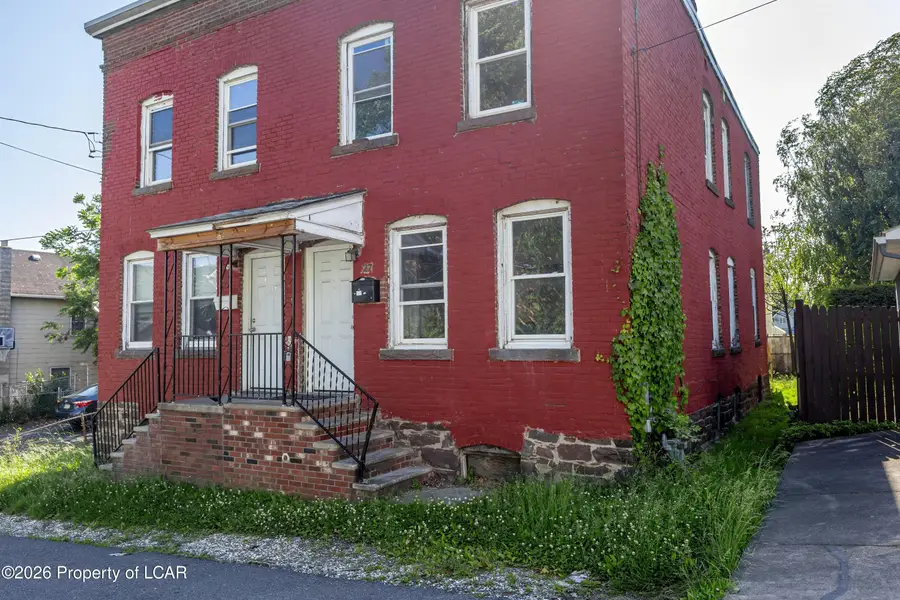 27 Oakwood Lane, Wilkes Barre, PA 18702 - #2