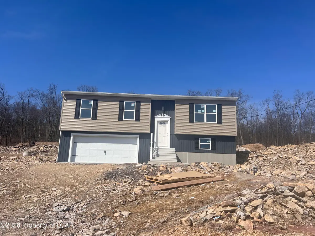 55 Vista Drive, Nanticoke, PA 18634 - #1