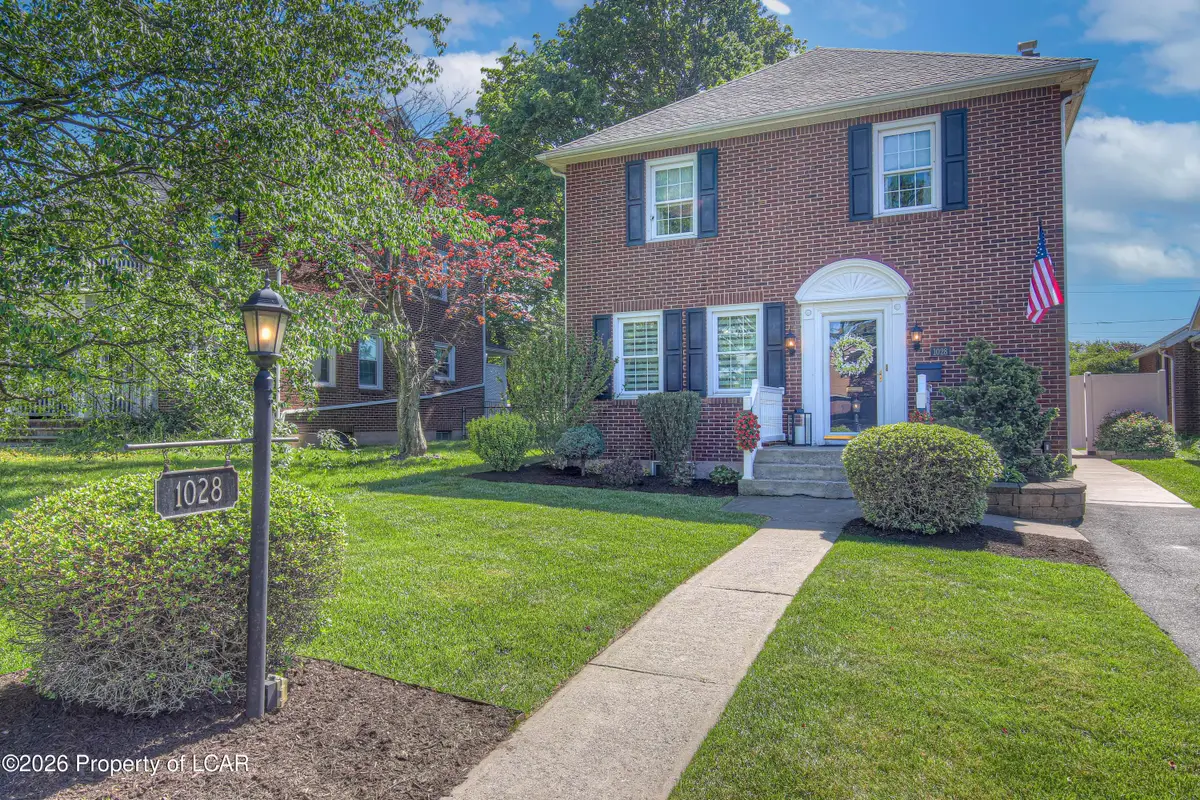1028 Broad Street, Hazleton, PA 18201 - #1