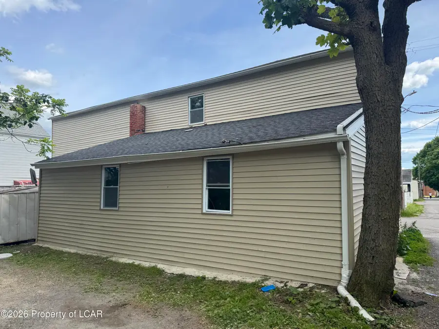 811 Luzerne Street, Freeland, PA 18224 - #3
