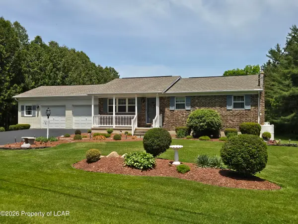 5 Browns Grove Road, Drums, PA 18222