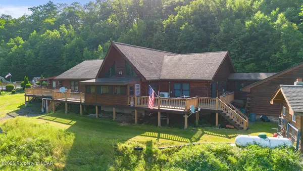 983 Swamp Road, Hunlock Creek, PA 18621