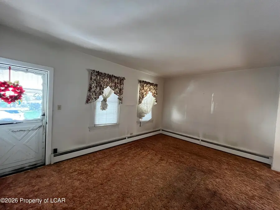 26 Poplar Street, Wilkes Barre, PA 18702 - #3