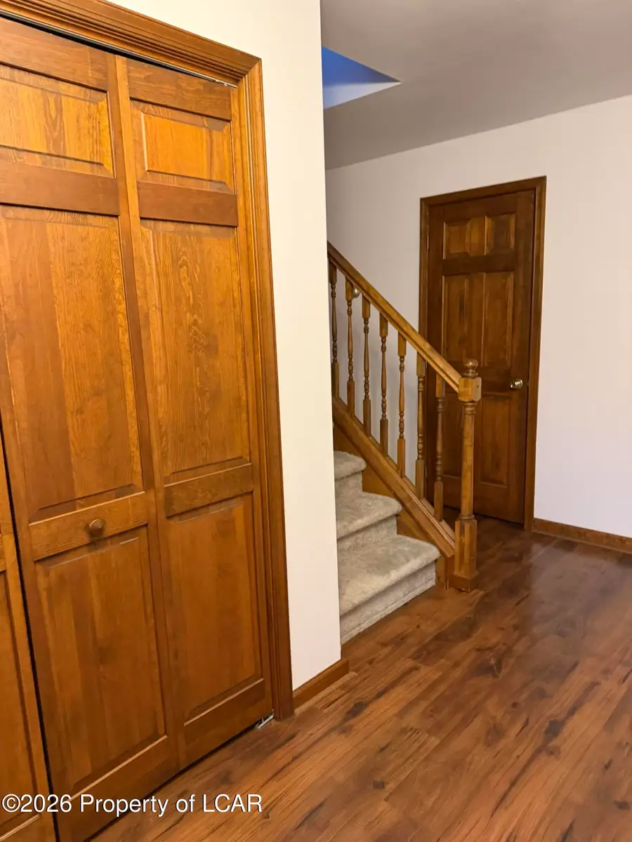 1512 Poolside Drive, Hazle Township, PA 18202 - Image #3