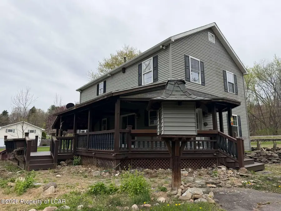 745 Demunds Road, Dallas, PA 18612 - #2
