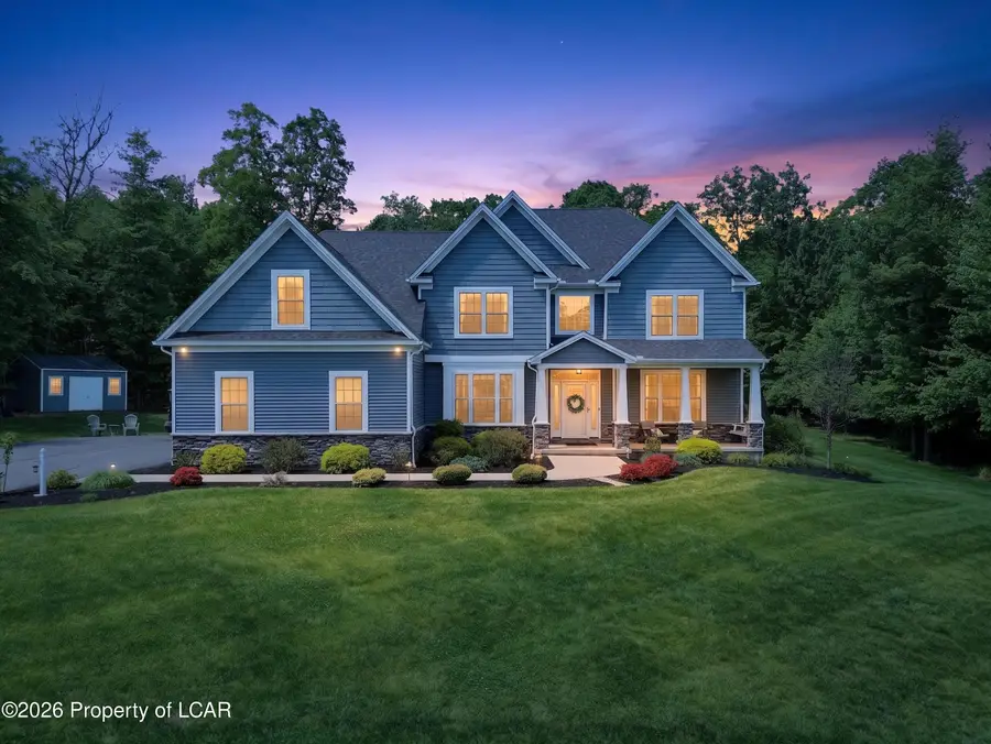 113 Longwood Lane, Mountain Top, PA 18707 - #2