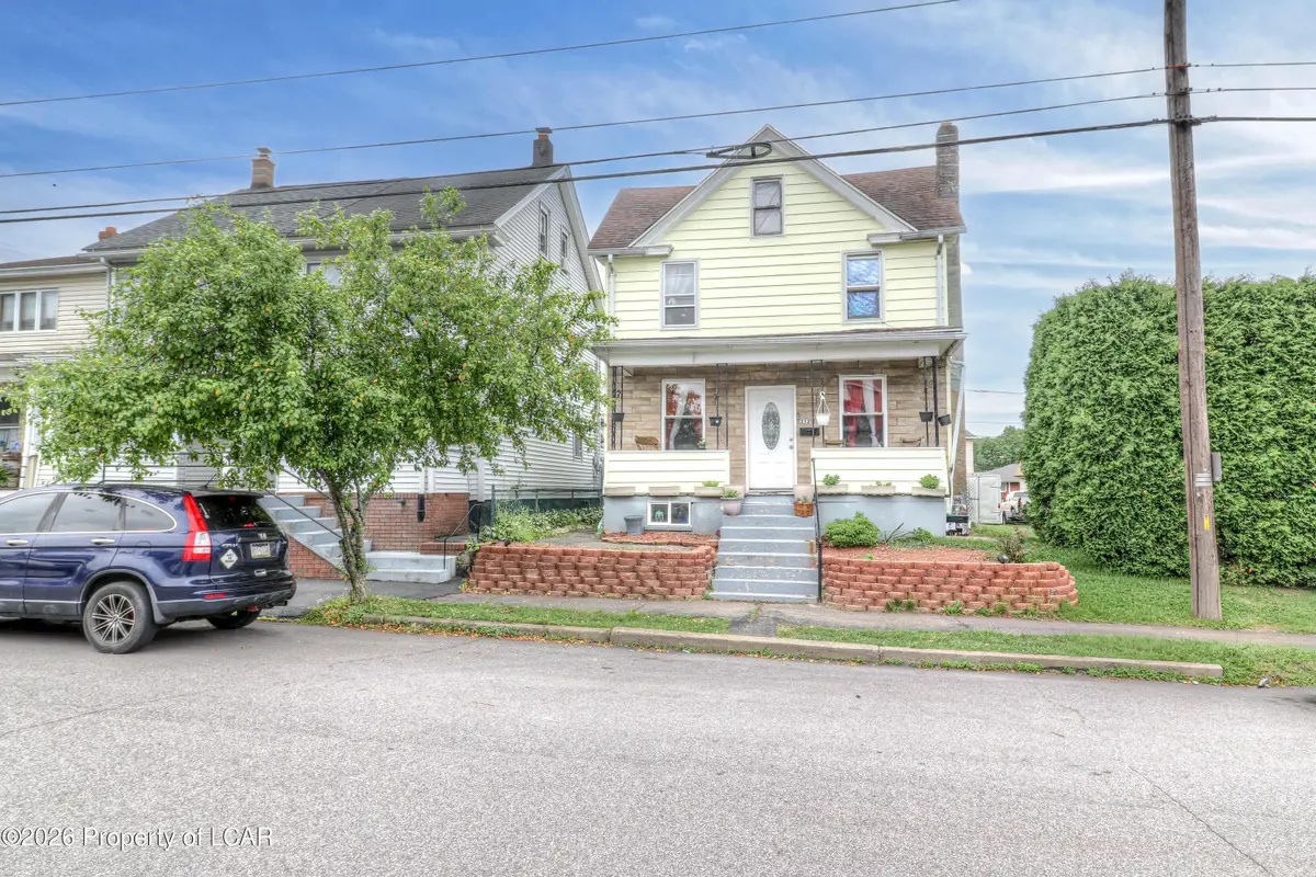 232 Thirwell Avenue, Hazleton, PA 18201 - #1