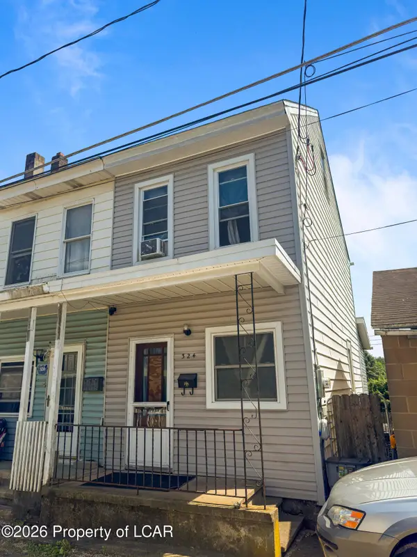 324 Arlington Street, Shenandoah, PA 17976