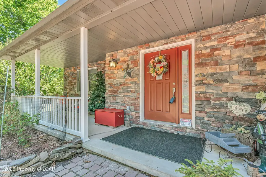 215 Snow Valley Drive, Drums, PA 18222 - #2