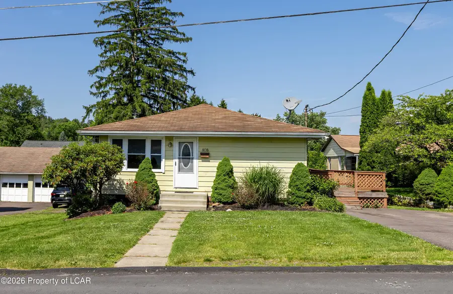 108 Park Street, Dallas, PA 18612 - #2