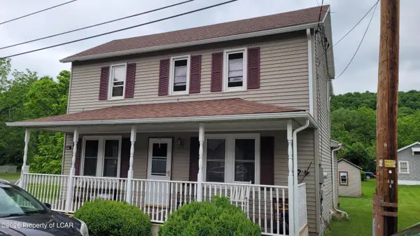 671 Market Street, Weston, PA 18256