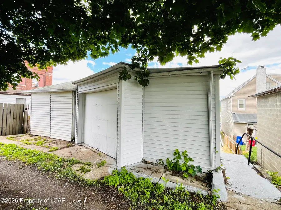 75 Lee Park Avenue, Hanover, PA 18706 - #3