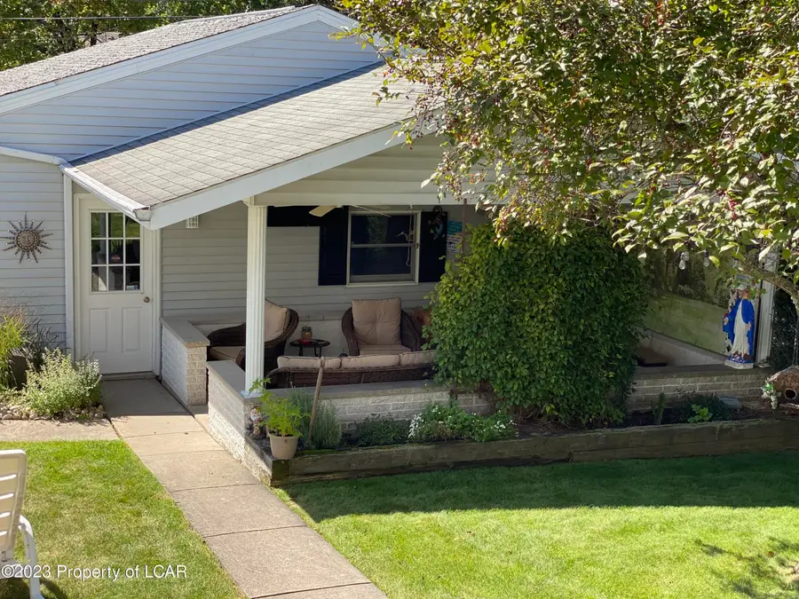 718 Ingham Street, Freeland, PA 18224 - #3