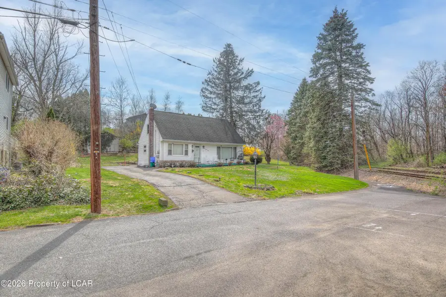 429 Mclean Street, Dupont, PA 18641 - #3