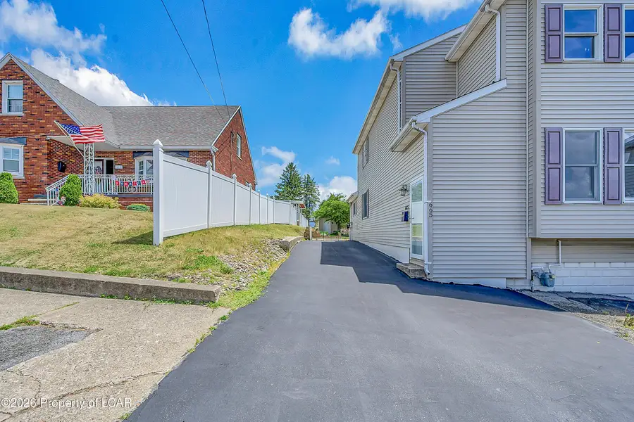 665 Harrison Street, Hazleton, PA 18201 - #3