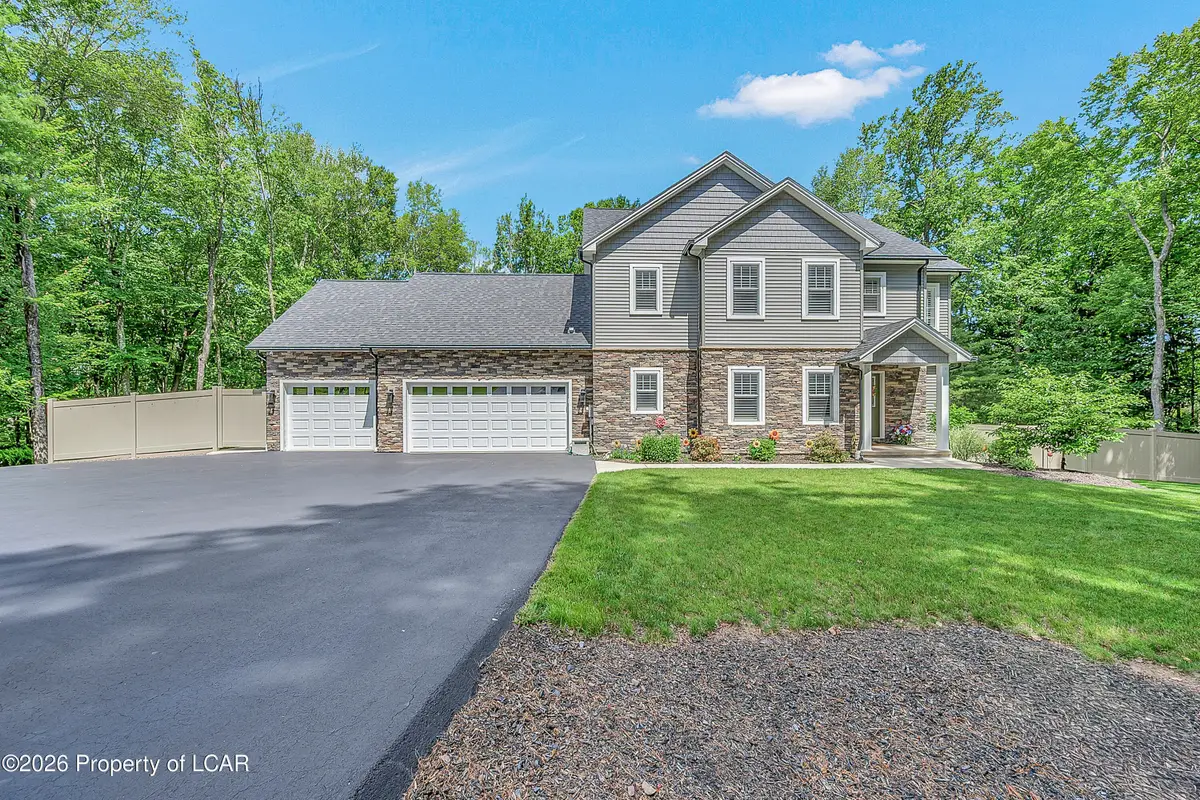 330 Deer Run Drive, Mountain Top, PA 18707 - #1