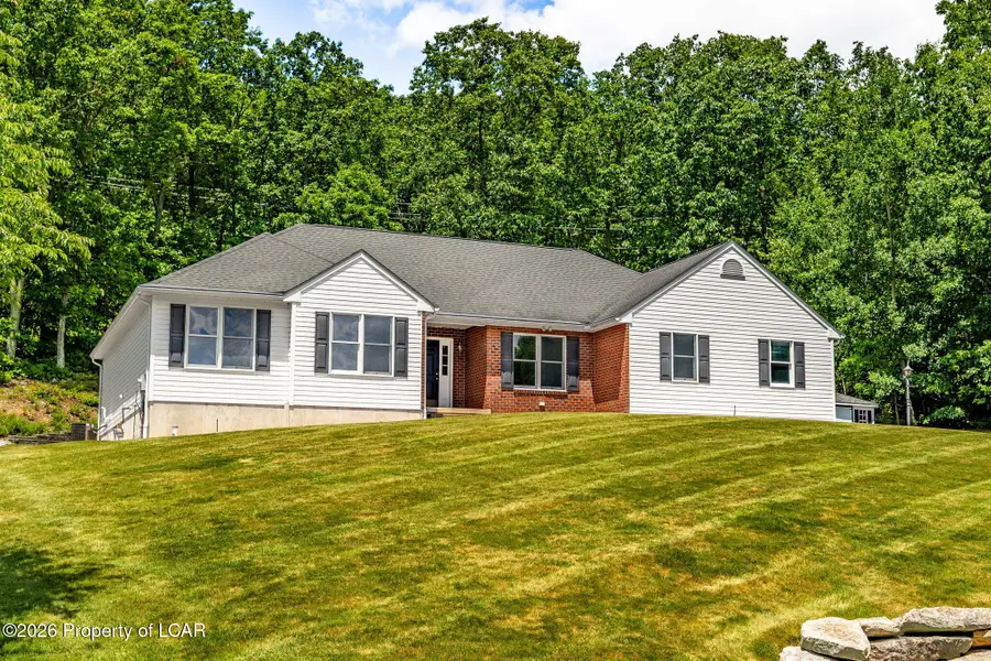 14 Autumn Fern Court, Drums, PA 18222 - #2