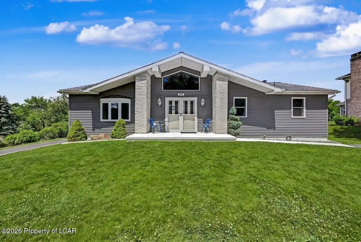 297 Vanessa Drive, Hanover, PA 18706 - #1