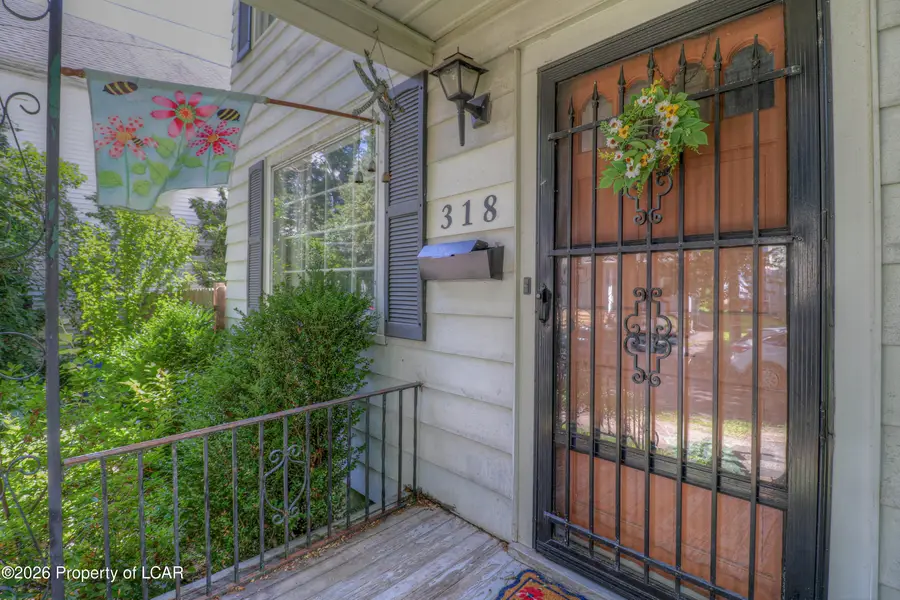 318 Ridge Avenue, Kingston, PA 18704 - #2