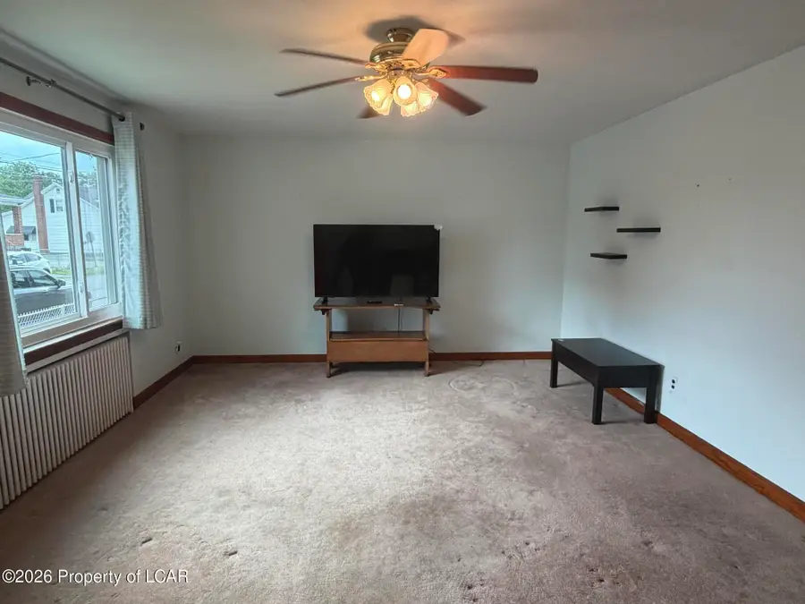 613 North Street, Hazle, PA 18202 - #3